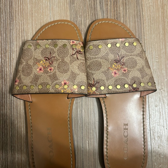 Coach Cecilia Monogram and Studded Slides Size 7. New Without Tags/Box - Picture 5 of 5